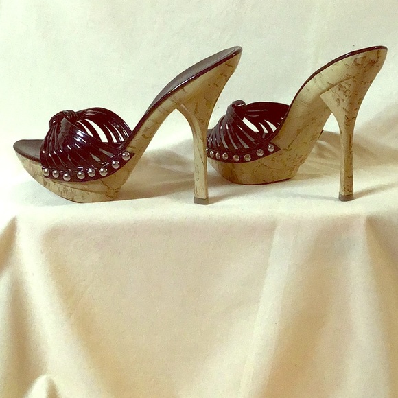 Delicious Shoes - Delicious Agatha slides, size 7